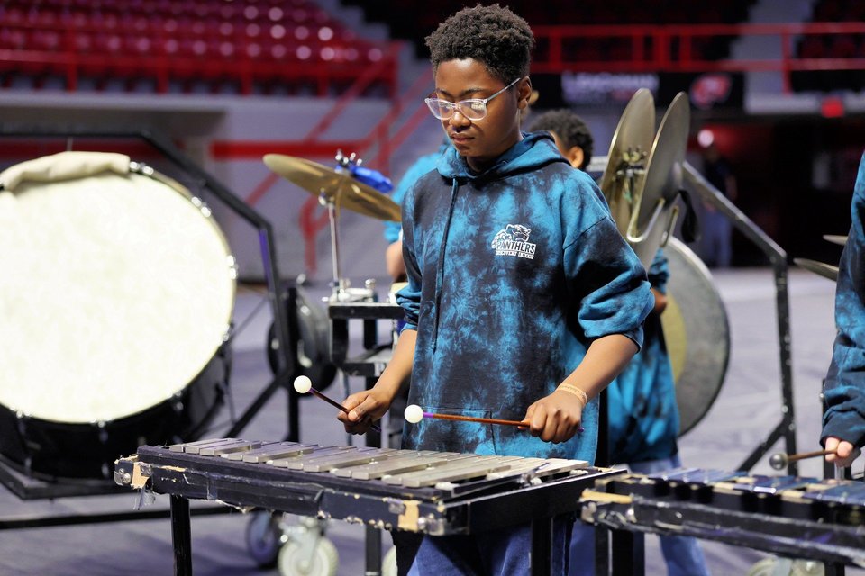 Discovery Middle School Percussion Ensemble performing